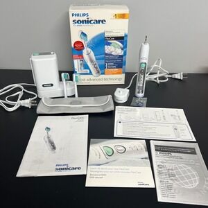 Philips Sonicare FlexCare RS980 Professional Sonic Toothbrush UV Sanitizer Set